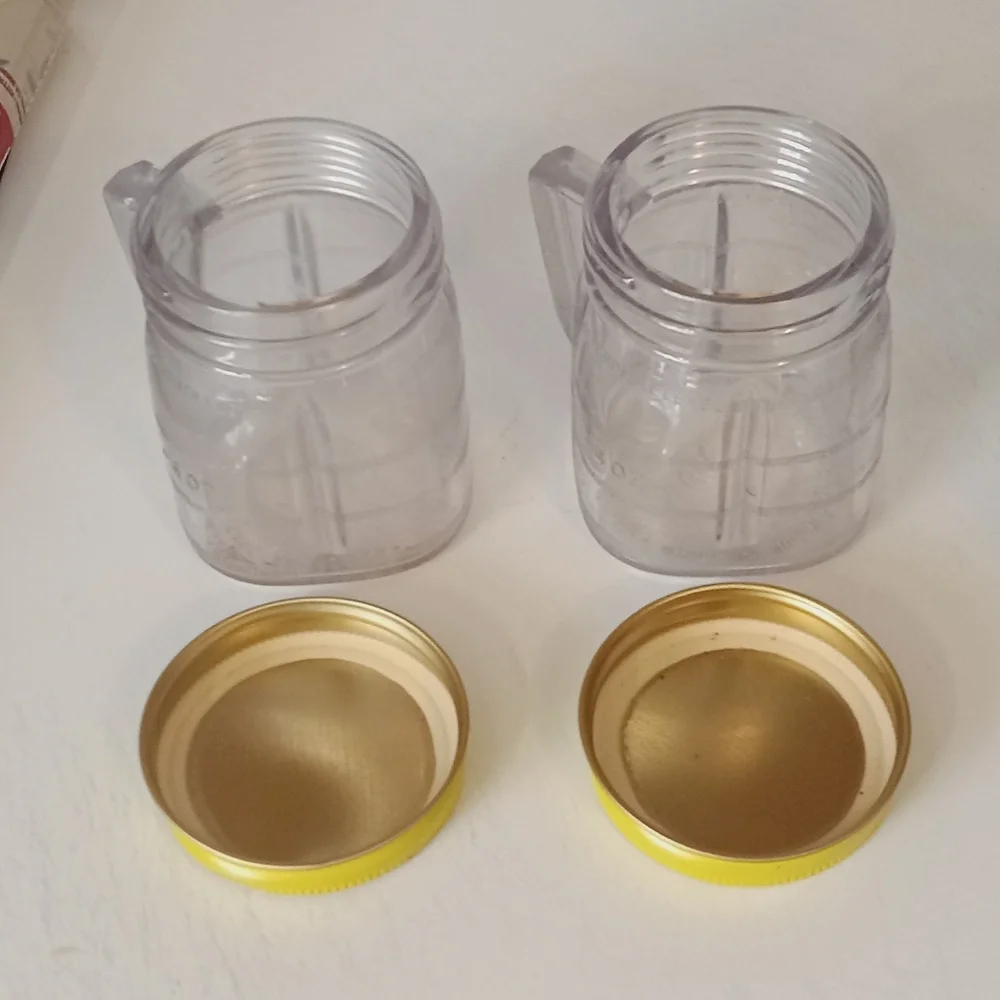 Lot of 2 Vintage Osterizer Mini Blend Containers 8 oz Plastic Blender Jars